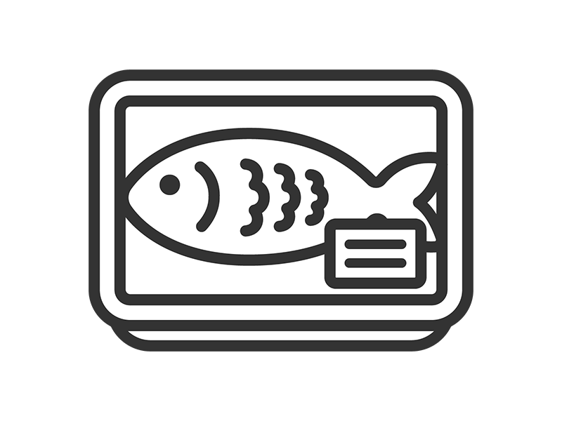 スーパーのパックに入った、魚のアイコン（線画）の無料イラスト｜透過PNG・商用利用OK